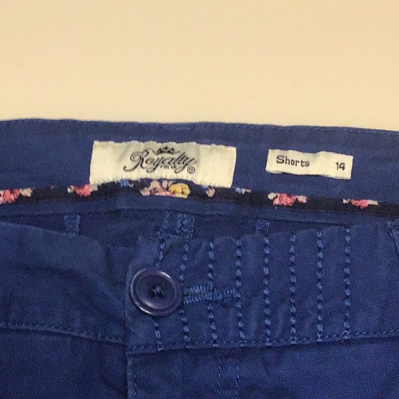 2 pair chino style shorts size 14 - Picture 4 of 6